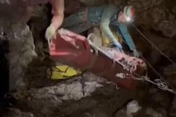 Thổ Nhĩ Kỳ: Giải cứu thành công nhà thám hiểm từ hang sâu 1.000m
