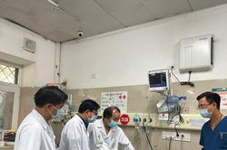 Tập trung cao độ điều trị bệnh nhân vụ cháy chung cư mini