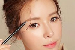 Nối mi, xăm lông mày, xỏ khuyên: Đừng vội 'đu trend', tiềm ẩn nhiều rủi ro và hối tiếc