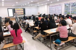 Đề xuất giảm thời gian học lái xe