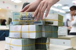 Hai ngân hàng lớn giảm lãi suất huy động thấp nhất lịch sử