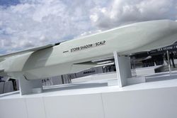 Ukraine dùng tên lửa Storm Shadow của Anh để tấn công xưởng tàu ở Crimea?