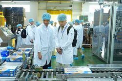Các doanh nghiệp sữa tiếp cận bài toán xuất khẩu 'xanh'