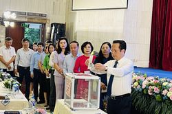 Ngành giáo dục Hà Nội chia sẻ với học sinh, giáo viên trong vụ cháy chung cư mini