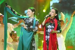 Dân mạng bồi hồi khi nghe lại bản song ca giữa Như Quỳnh - Phi Nhung