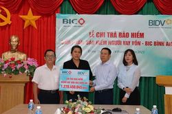 BIC Cửu Long chi trả bảo hiểm người vay vốn cho khách hàng