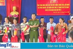 Trao 44 bình chữa cháy cho gia đình chính sách, hộ nghèo Phường 4, TP. Đông Hà