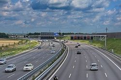 Tại sao đường cao tốc không làm thẳng tắp?