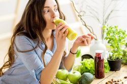 5 loại đồ uống tự làm tại nhà giúp thải độc gan rất tốt
