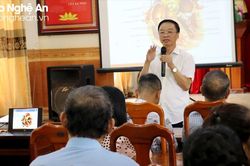 Tư vấn chăm sóc sức khỏe cho người cao tuổi thị xã Cửa Lò