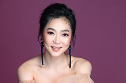 Hà Thanh Xuân diện váy trễ vai, khoe nhan sắc hậu chia tay vua cá koi
