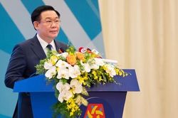 Chủ tịch Quốc hội Vương Đình Huệ: Hòa bình, hợp tác và phát triển vẫn là dòng chảy, xu thế lớn