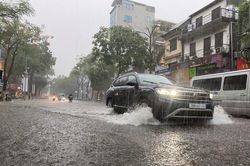 Ngày 16/9, mưa dông diện rộng trên cả ba miền