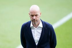 Sức ép Erik ten Hag