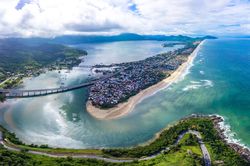 Vẻ đẹp yên bình nơi đầm Lập An