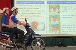 Phát động học sinh, sinh viên chấp hành pháp luật về an toàn giao thông