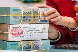 Có nên gửi tiết kiệm lấy lãi trước?