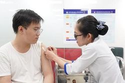 Tỷ lệ người dân đến tiêm vắc xin bạch hầu tăng 300%