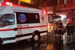 Xót xa cô bé mất cả gia đình sau vụ cháy, hiểu chuyện đến đau lòng: 'Ông bà ơi còn có con nữa'