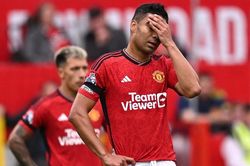 Sự hời hợt của Casemiro khiến tuyến giữa của MU không còn chơi bóng