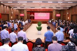 Hà Nội tưởng niệm nạn nhân vụ cháy chung cư mini ở Khương Đình