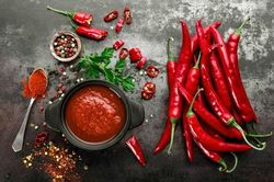 Người mắc bệnh đau mắt đỏ kiêng gì?