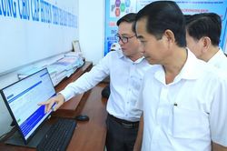 Bài 1: Đạt, vượt chỉ tiêu tỷ lệ hồ sơ giải quyết đúng hạn