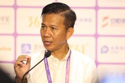HLV Hoàng Anh Tuấn tức giận với cầu thủ Olympic Việt Nam