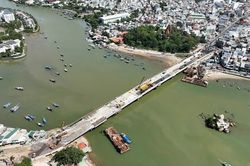 Dự kiến ngày mai thông xe cầu Xóm Bóng Nha Trang