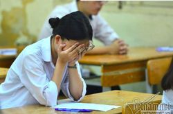 Áp lực học trường chuyên, nữ sinh cấp 3 ở Hà Nội bị rối loạn lo âu