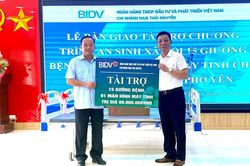 Tài trợ thiết bị cho Trung tâm Y tế TP. Phổ Yên