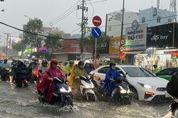 Dự báo thời tiết TP.HCM hôm nay 19/9: Chiều tối mưa rào và dông