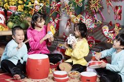 'Thu xưa về trong phố' xác lập kỷ lục về con đường lồng đèn