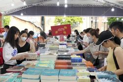 Hội sách Nhã Nam chào thu Hà Nội
