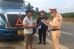 Thanh Hóa: Xử phạt 763 trường hợp, tước 69 GPLX sau 1 tháng ra quân