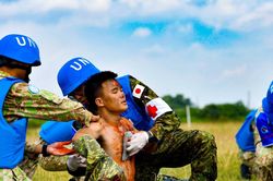 Tình huống cứu nạn chiến sĩ mũ nồi xanh bằng trực thăng