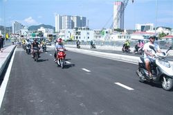 Khánh Hòa: Thông xe cầu Xóm Bóng tại thành phố du lịch Nha Trang