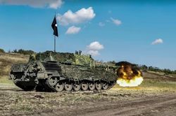 Nguyên nhân bất ngờ khiến Ukraine từ chối nhận 10 xe tăng Leopard của Đức