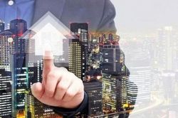 Cổ phiếu bất động sản 'bùng nổ', VN-Index bật tăng gần 15 điểm
