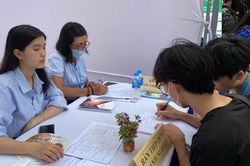 Tuyển dụng hàng nghìn việc làm bán thời gian cho sinh viên Hà Nội