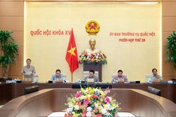 Ủy ban Thường vụ Quốc hội cho ý kiến về tiếp thu, chỉnh lý dự án Luật Các tổ chức tín dụng (sửa đổi)