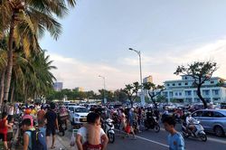 Xe máy lấn chiếm vỉa hè phạt bao nhiêu tiền?