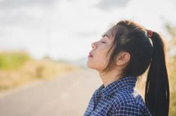 Những cách chữa lành giúp bạn nhanh chóng vượt qua tổn thương