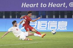 Olympic Việt Nam thua đậm Olympic Iran ở ASIAD 19