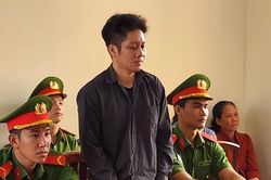 Hai người tranh giành làm 'đại ca' xóm bị kẻ thứ ba chém tử vong