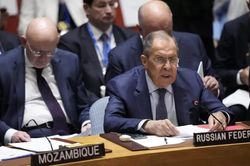 Ngoại trưởng Nga cho rằng phương Tây phải chịu trách nhiệm về sự sụp đổ của Ukraine