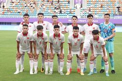 Tung dàn sao từng dự World Cup, Iran thắng dễ Olympic Việt Nam