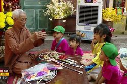Phục dựng đồ chơi trung thu thất truyền