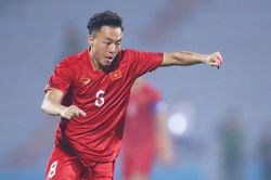 Olympic Việt Nam đấu Iran: HLV Hoàng Anh Tuấn cần thay đổi đội hình
