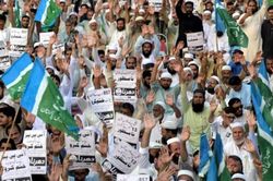 Pakistan lùi thời gian bầu cử sang đầu năm 2024
